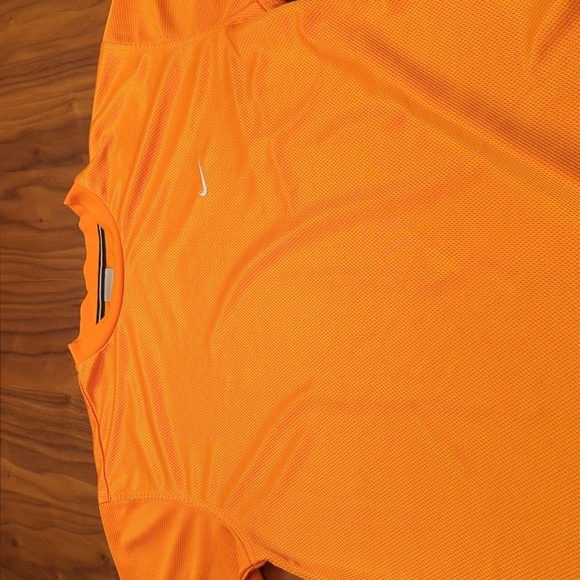 Nike 2000s polyester shirt, size S, colour orange - Picture 3 of 12